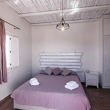 Ilias Hotel 3*